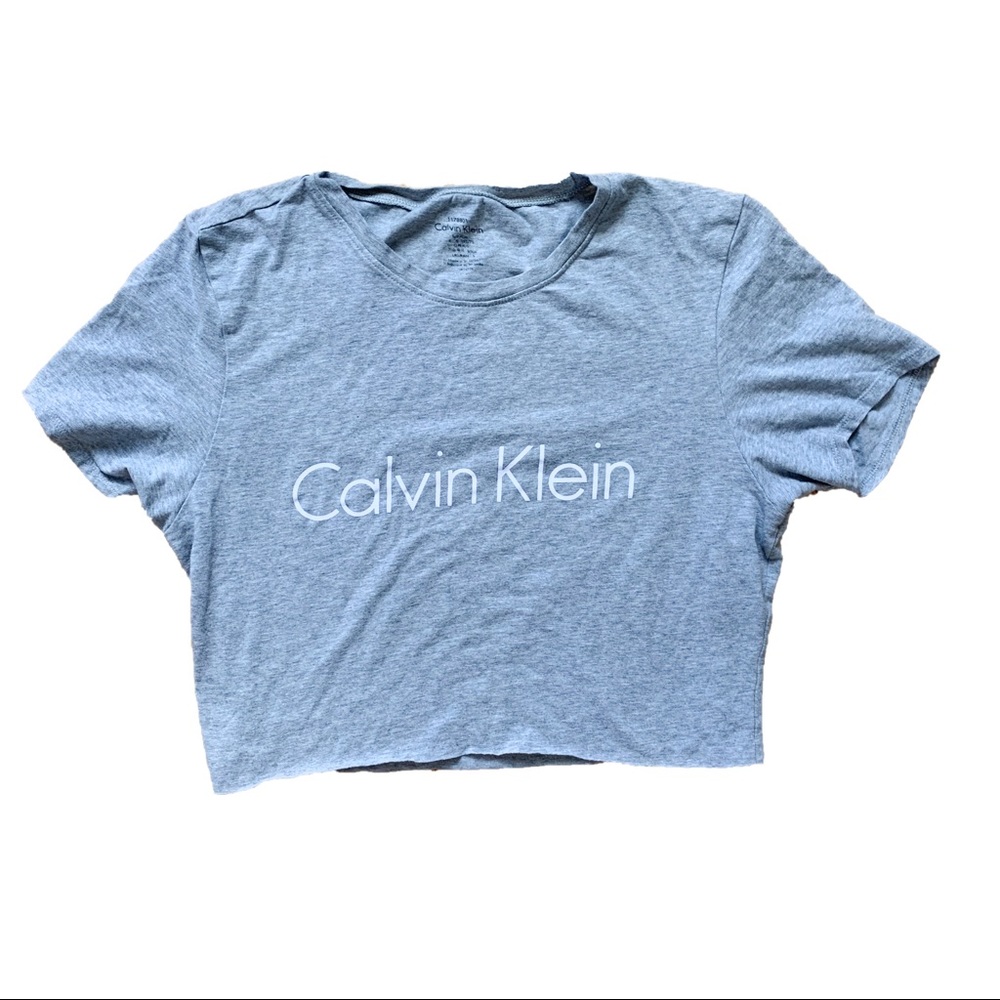 Cropped Calvin Klein Tee